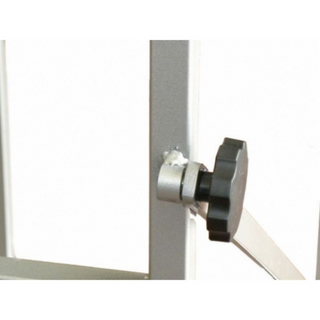 Pedana di sostegno e stoccaggio per materassi sportivi